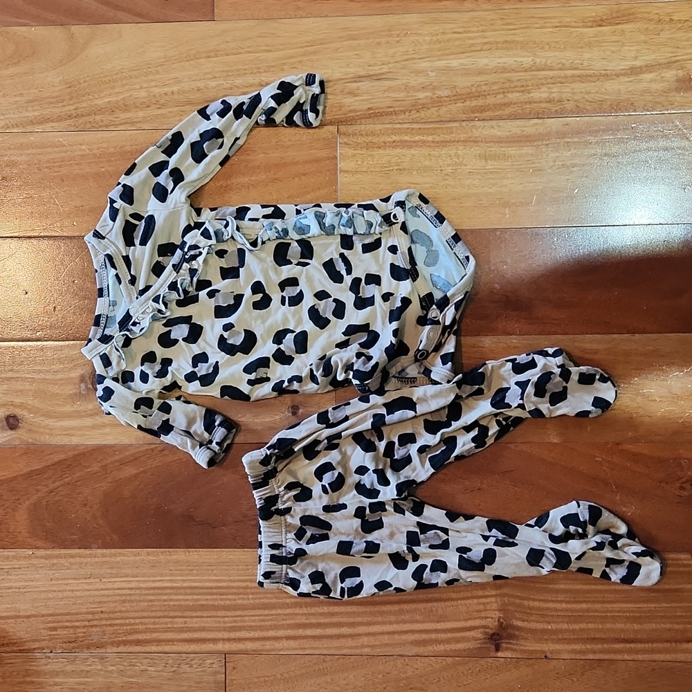 Posh Peanut Leopard Kimo 2 Piece